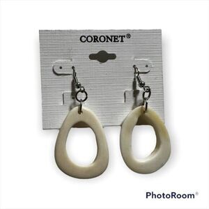 BHTb New Coronet‎ earrings White Polished Stone Dangle Earrings Pierced